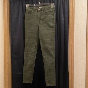 Social Standard Women's Camouflage High Rise Skinny Size 4 pants Green Cotton